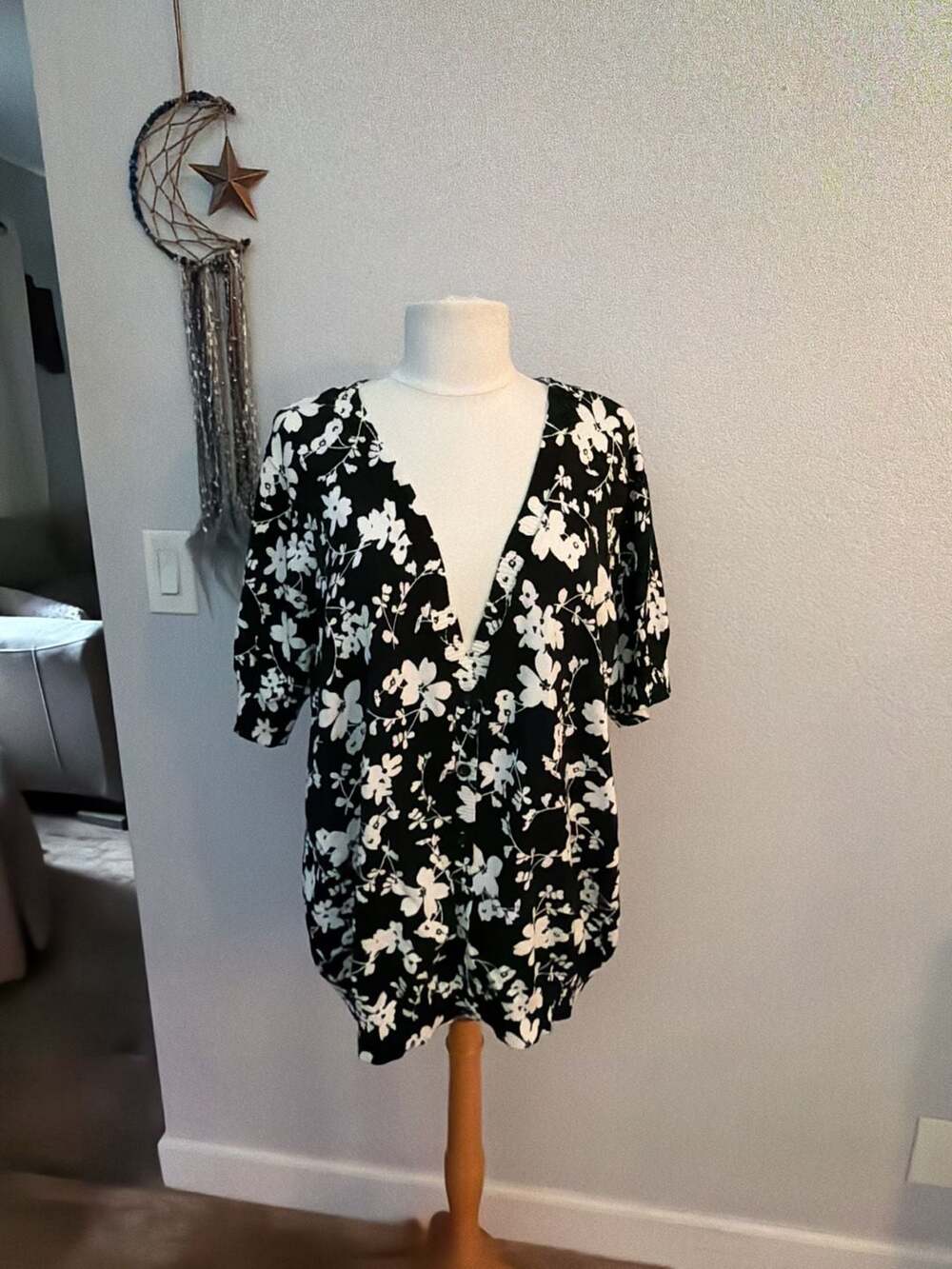 D&Co. Denim & Company Floral V-Neck Cardigan Sweater Black White 3X
